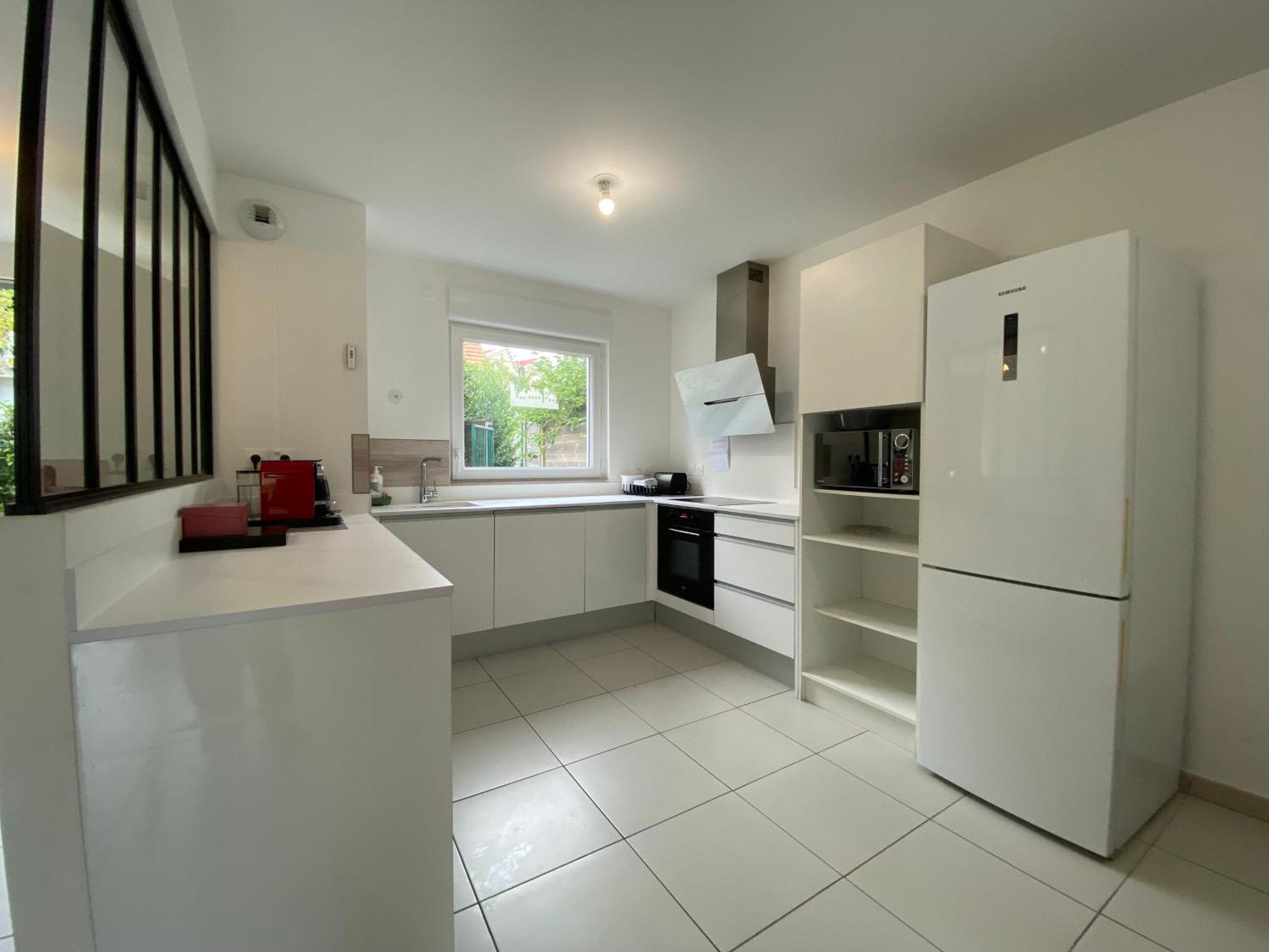 Duplex Neuf 90 M2 - 3 Chambres, Avec Jardin A سارتروفيل المظهر الخارجي الصورة