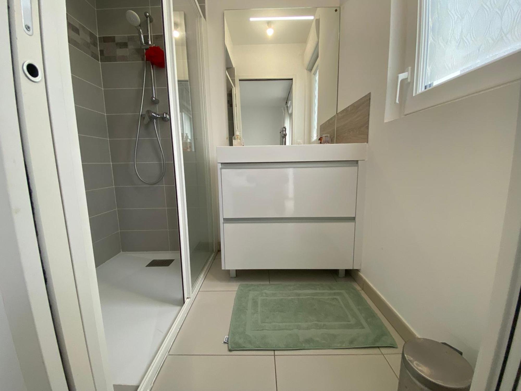 Duplex Neuf 90 M2 - 3 Chambres, Avec Jardin A سارتروفيل المظهر الخارجي الصورة
